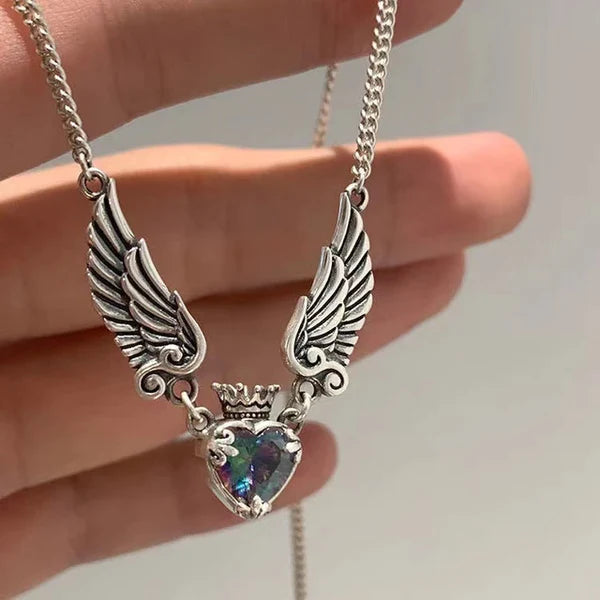 COLLAR ALAS DE ANGEL ESMERALDA KING