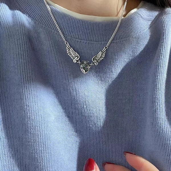 COLLAR ALAS DE ANGEL ESMERALDA KING
